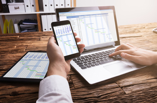 comparing a phone screen to a laptop screen